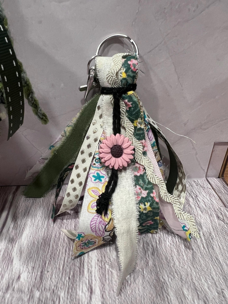 Shabby Chic Green Keychain Tassel